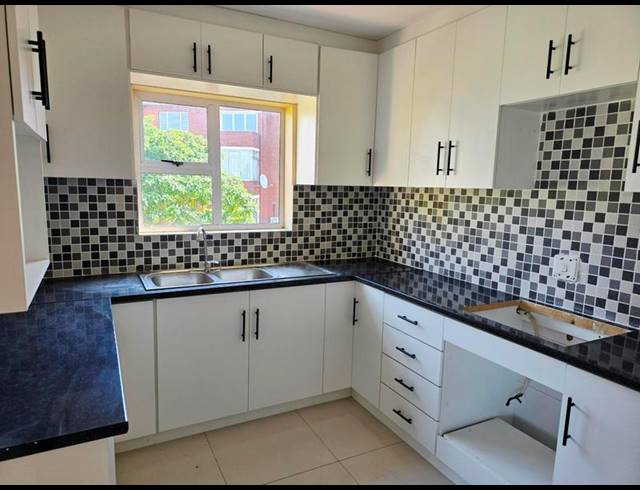 3 BEDROOM APARTMENT FOR SALE IN MORNINGSIDE